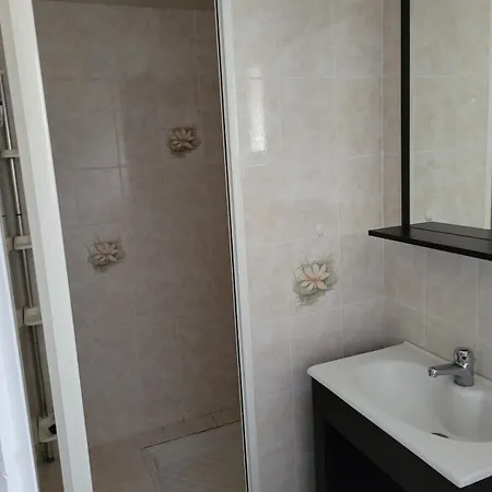 Avec Piscine Privee